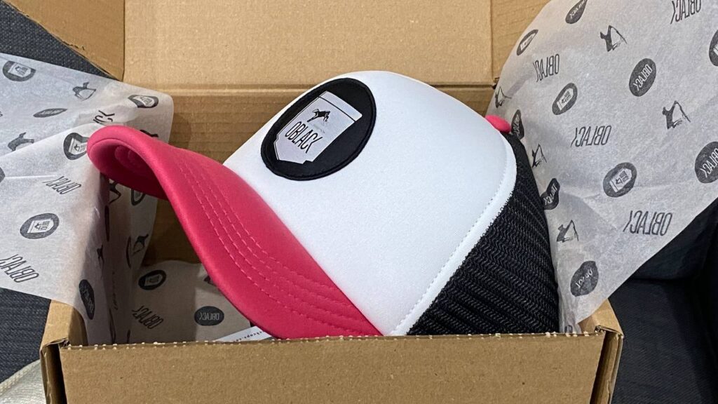Las gorras valencianas Oblack Caps ya se venden en más de 25 países - Textil