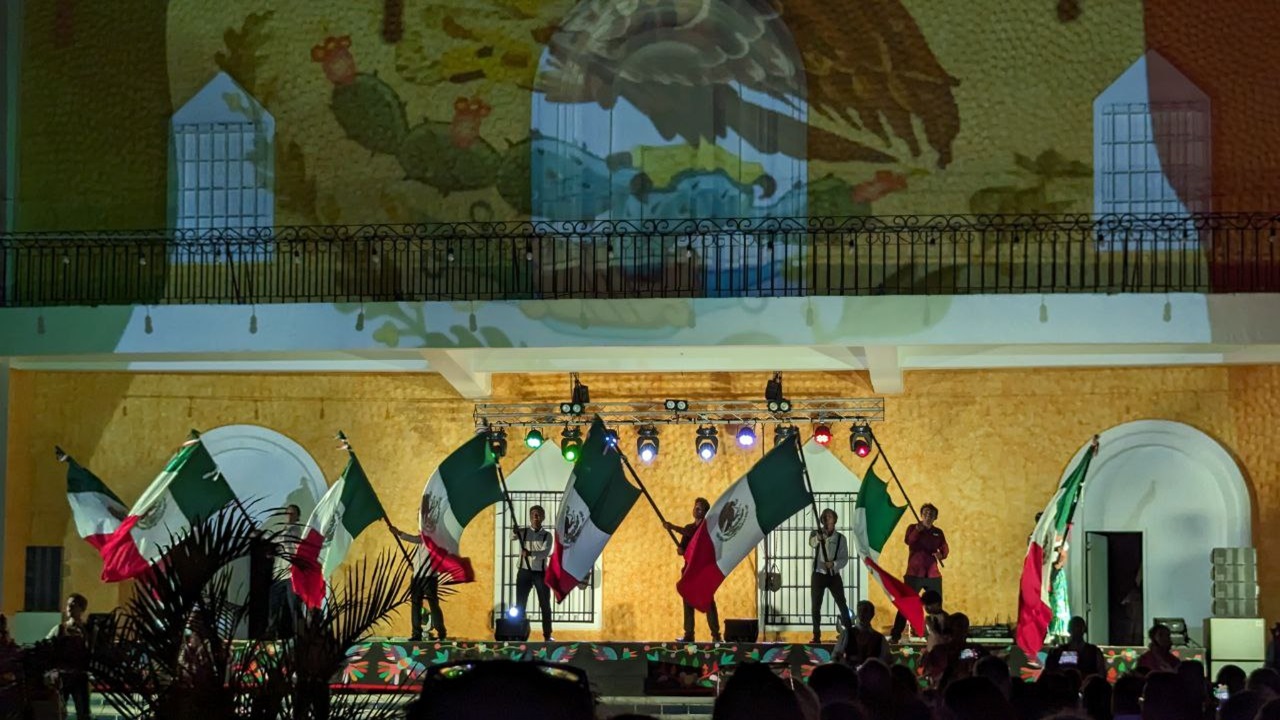 mexican party en bahia principe