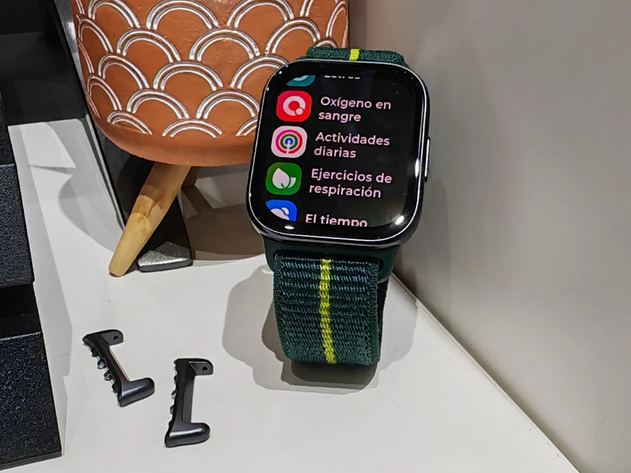 moto watch fit review