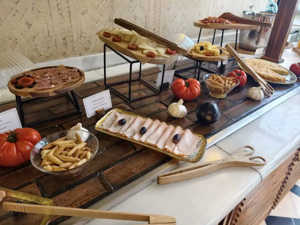 hotel melia recoletos valladolid desayuno