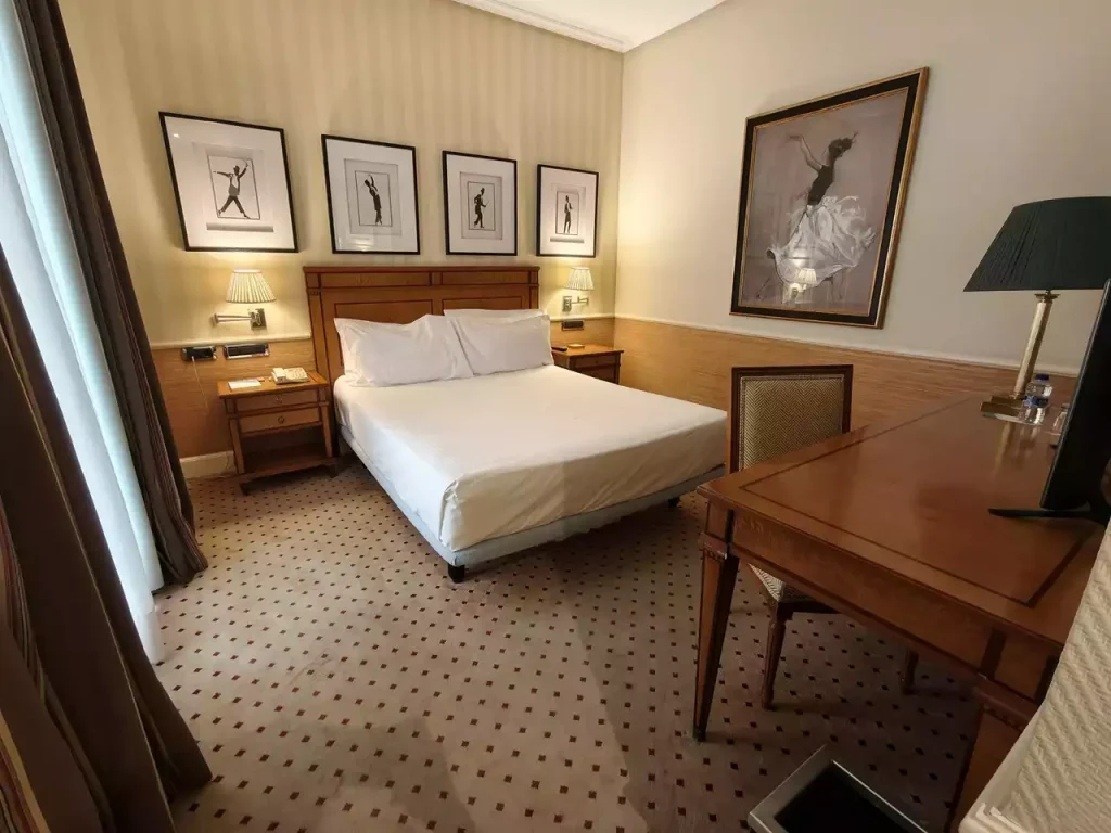 hotel melia recoletos valladolid habitacion
